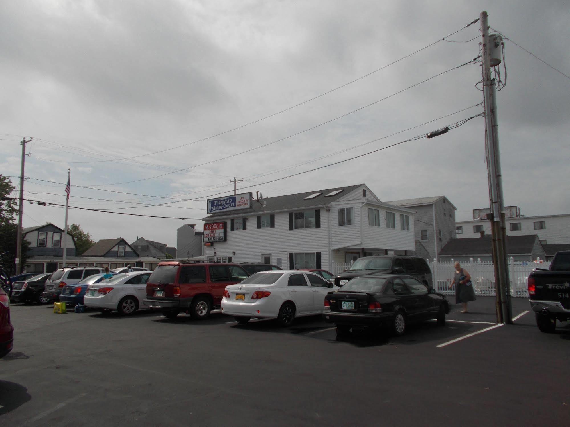 Motel Flagship Motorcourt Hampton Esterno foto